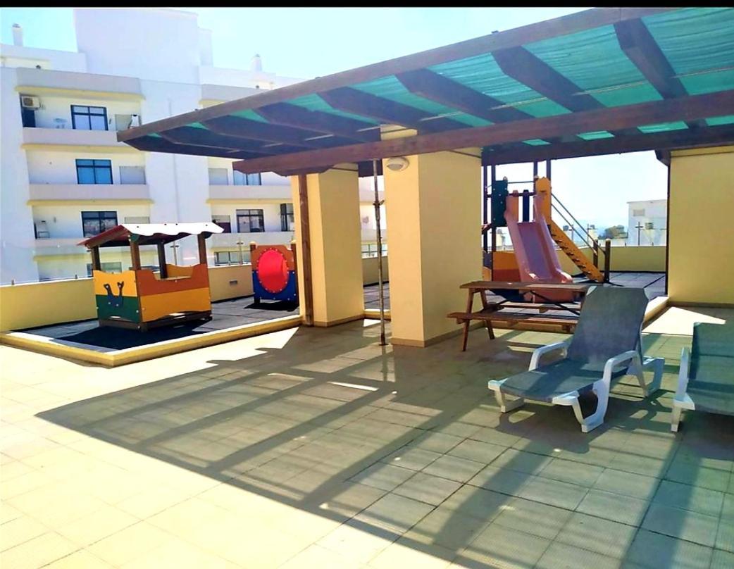 דירות Armação de Pêra Ocean Breeze - Terrace Pools מראה חיצוני תמונה
